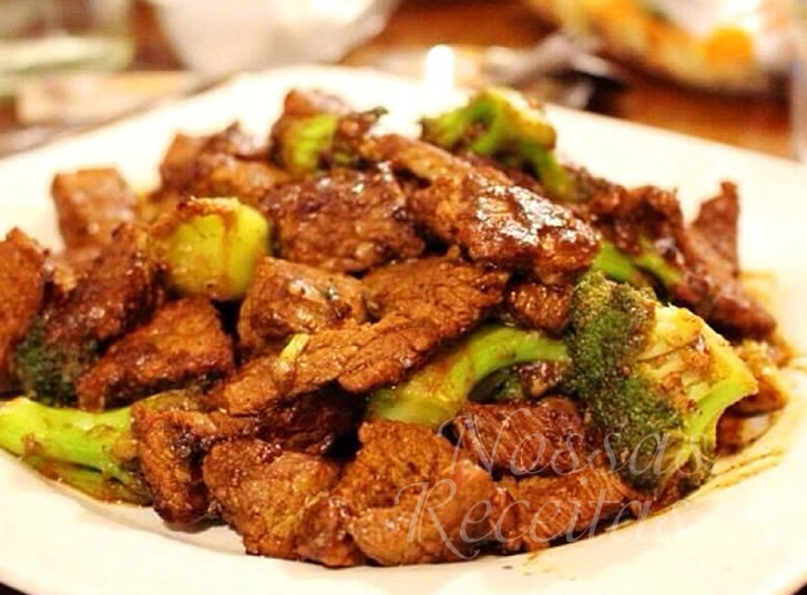 Receita de carne preparada com brócolis