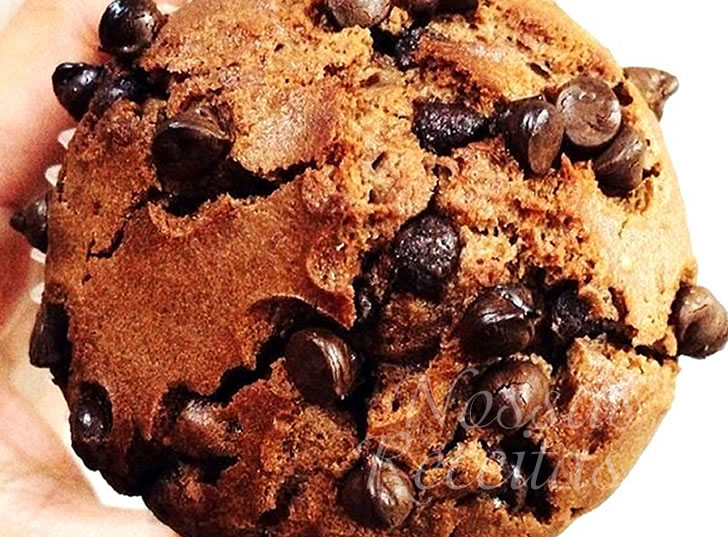 Receita de muffin preparado com chocolatehocolate